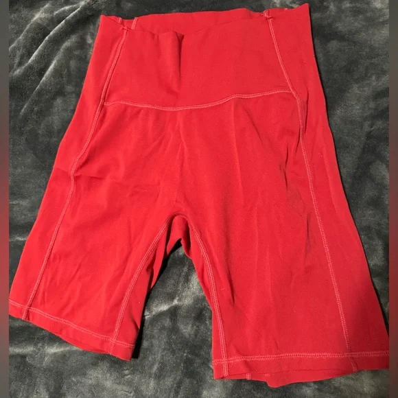 Alphalete pulse kinetic biker shorts- red - Picture 3 of 3